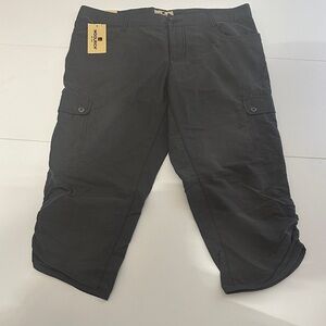 Woolrich Women's Dark Gray Capris